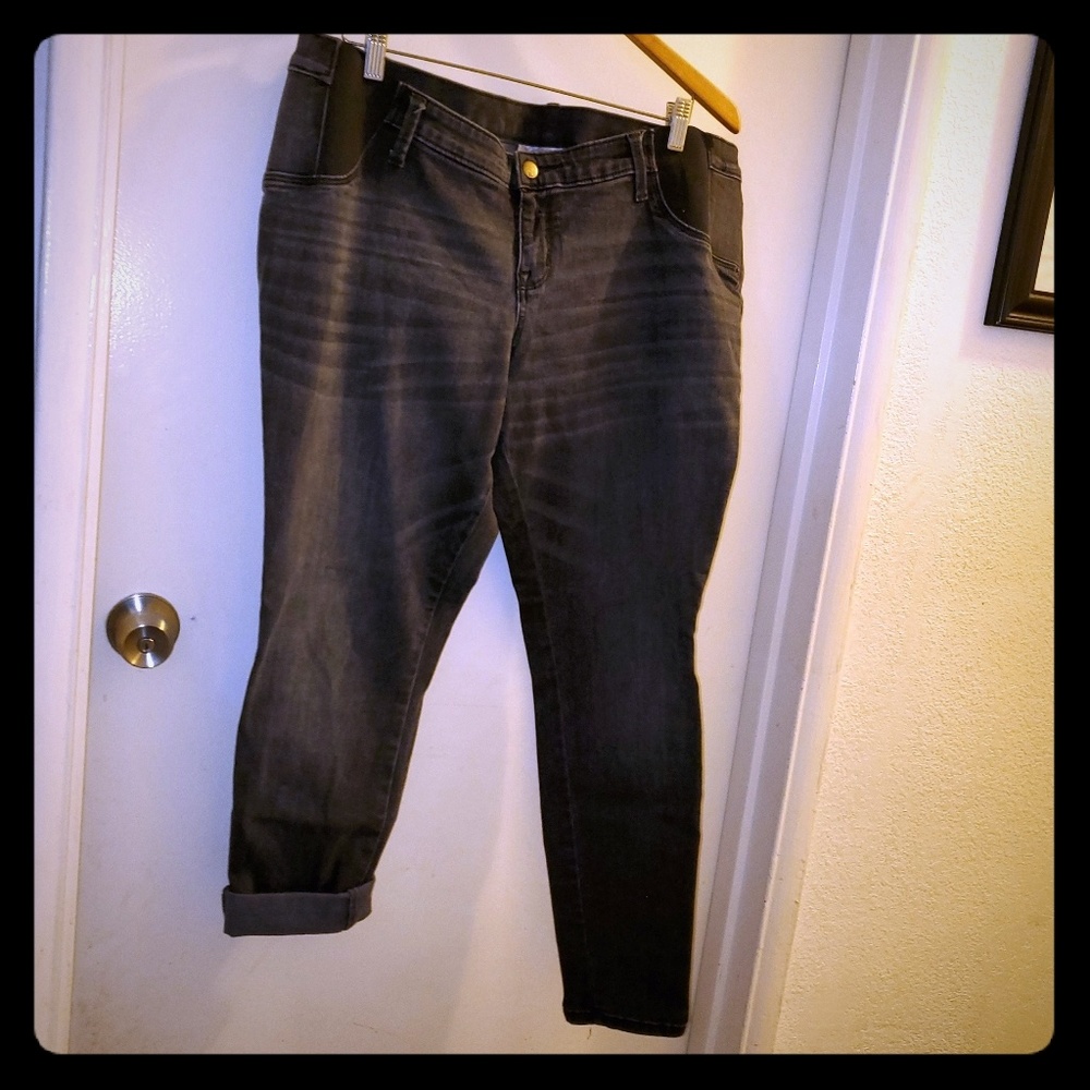 Black maternity jeggings